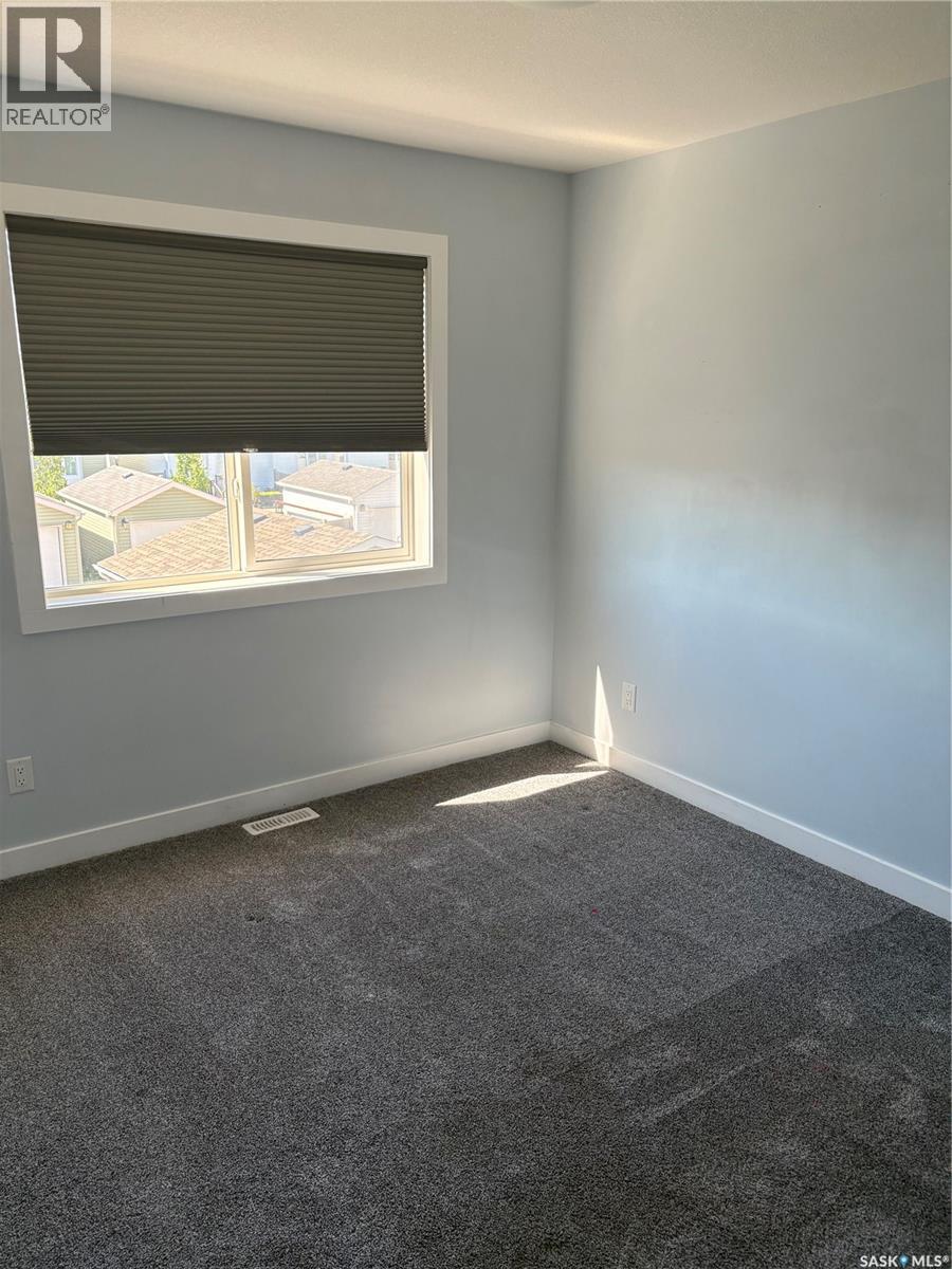 7941 Flax AVENUE — photo 10