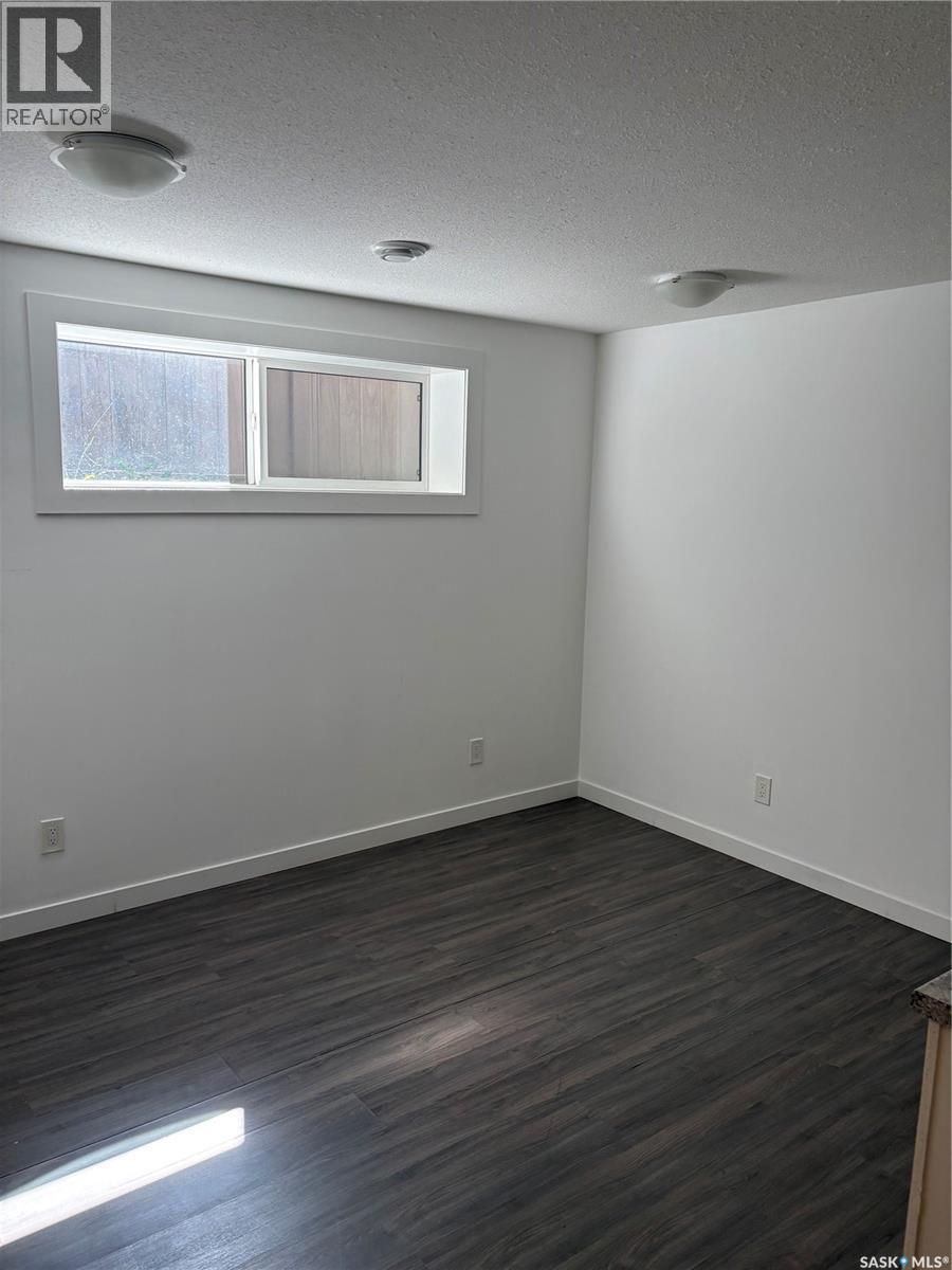 7941 Flax AVENUE — photo 17