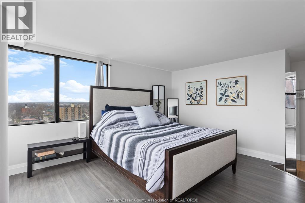 #1203 515 RIVERSIDE DRIVE West - 12