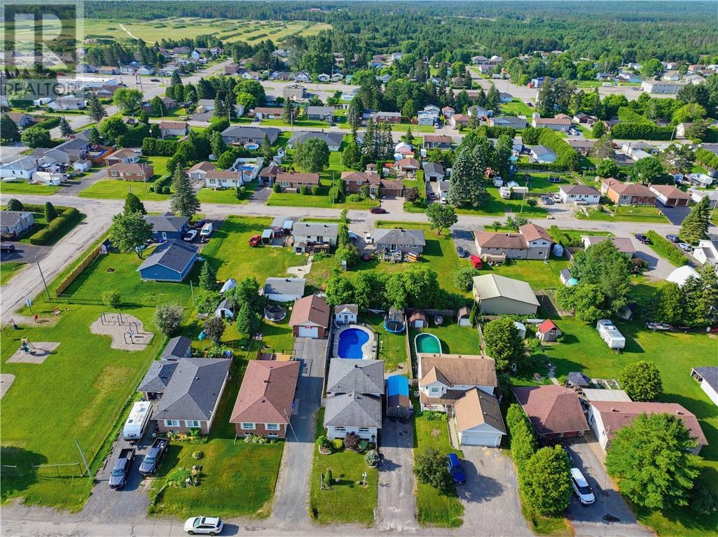 175 Irene Crescent - Image 23
