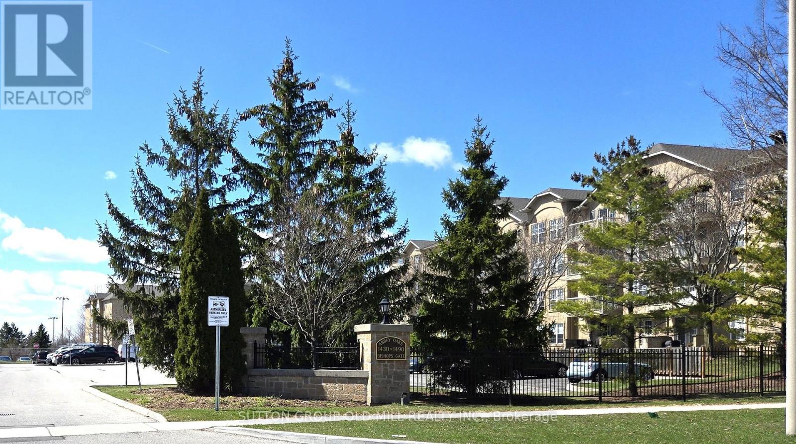 #208 1470 BISHOPS GATE - 21