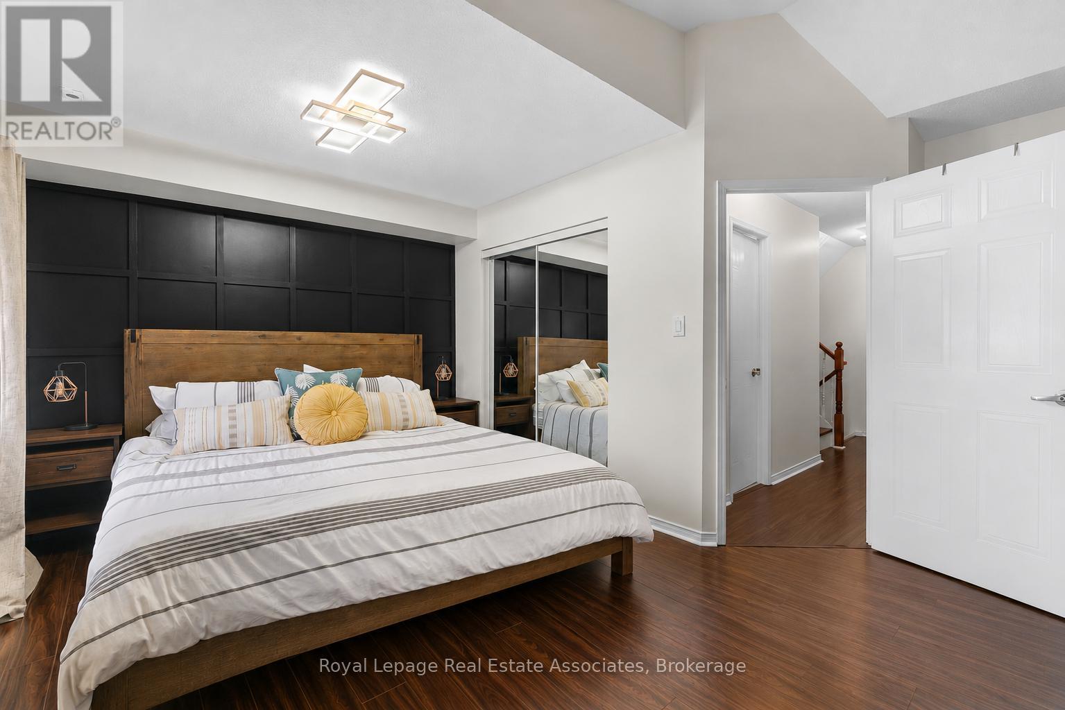 #5 1241 PARKWEST PLACE - 11
