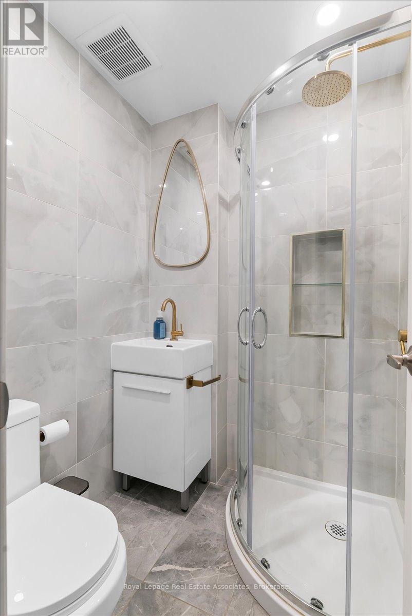 #5 1241 PARKWEST PLACE - 19