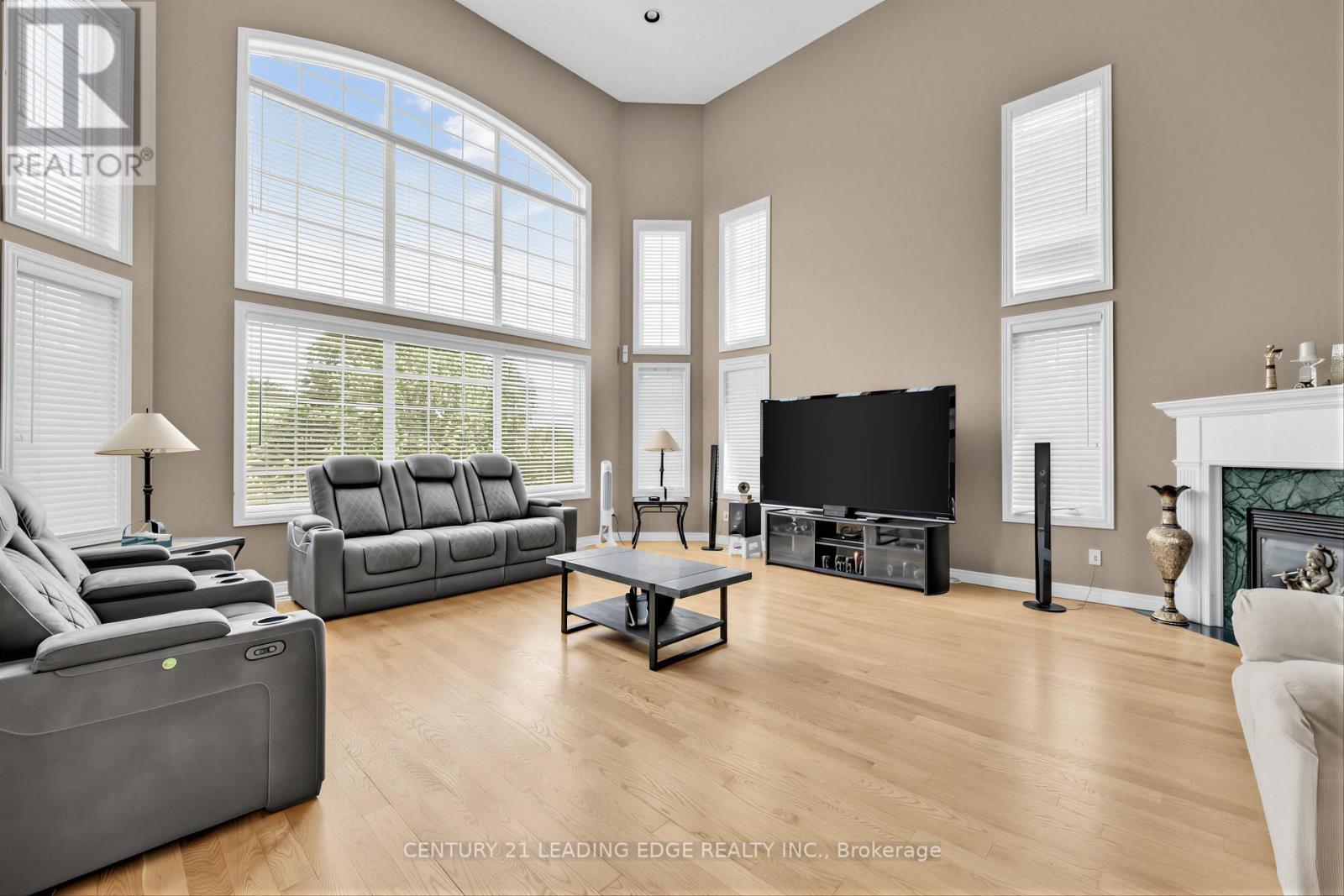 15 UPPER RIDGE COURT - 11
