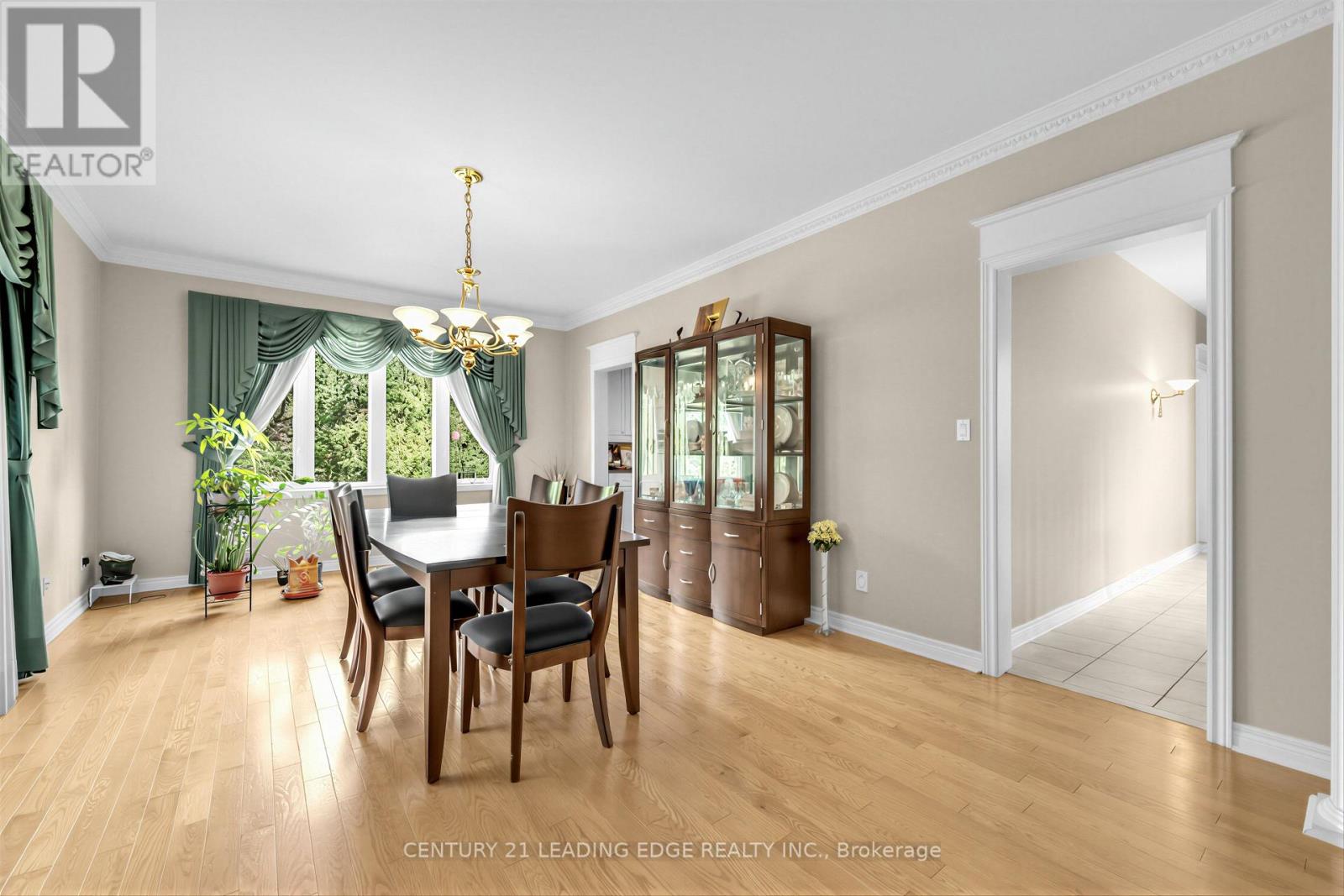 15 UPPER RIDGE COURT - 19