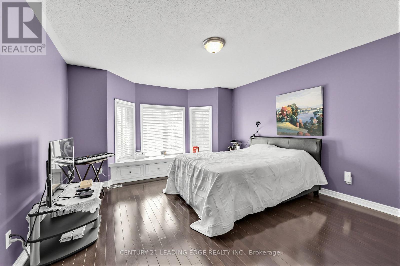 15 UPPER RIDGE COURT - 24