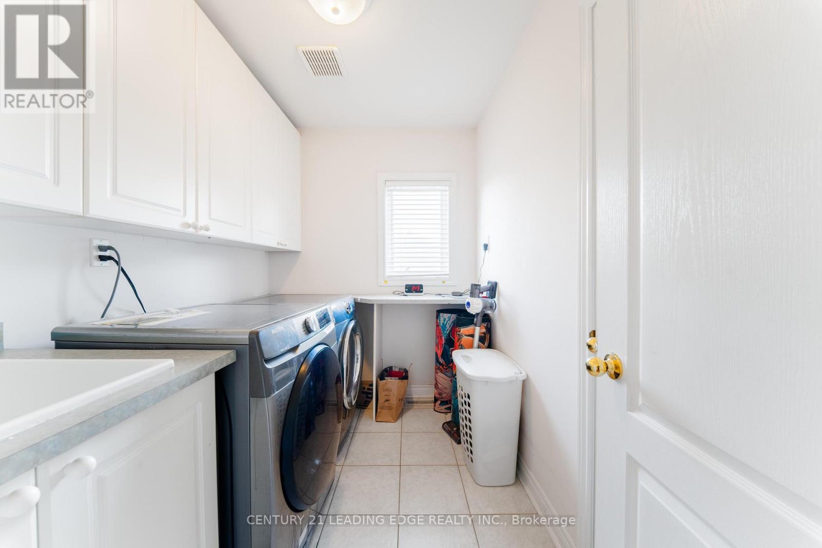 15 UPPER RIDGE COURT - 28