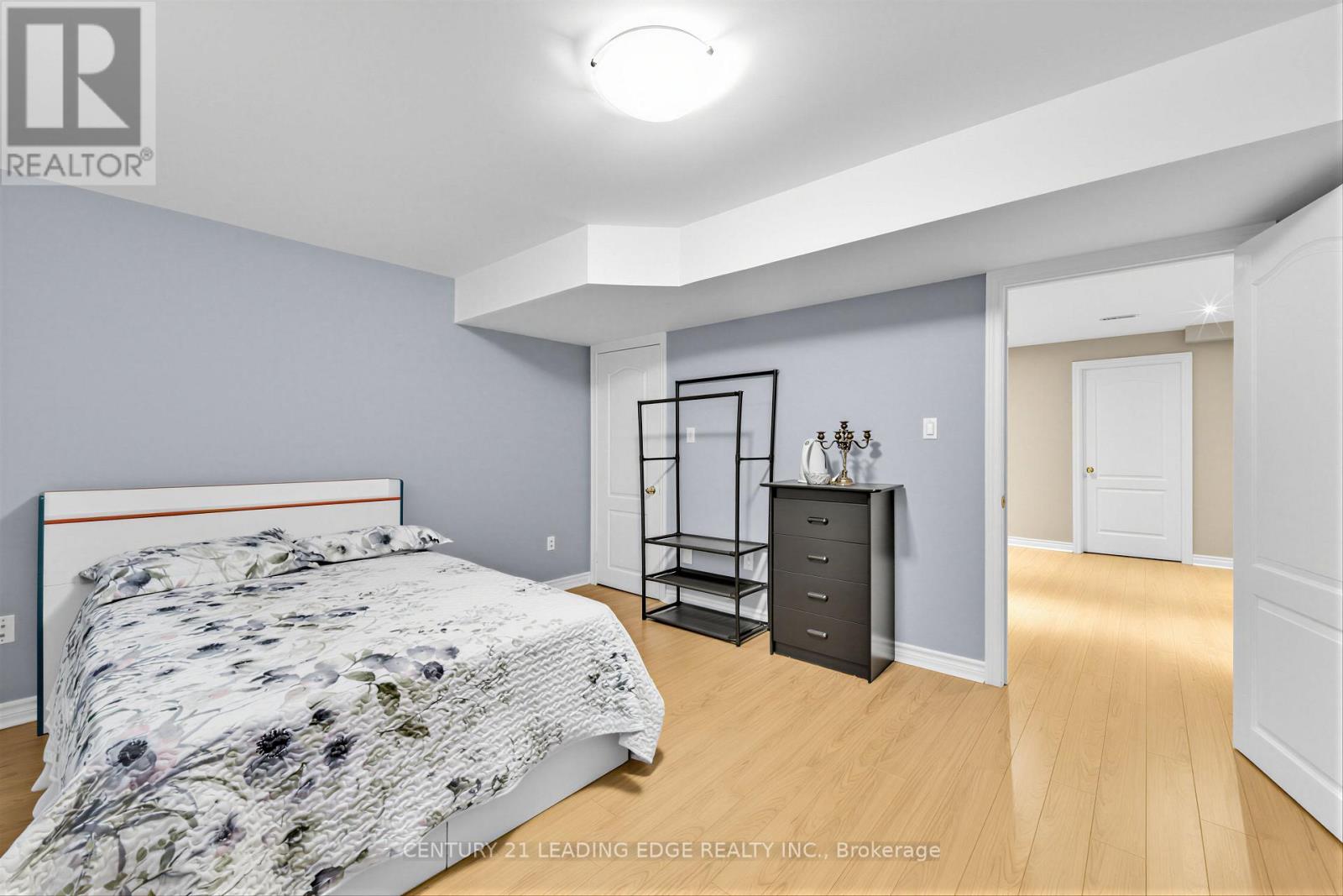 15 UPPER RIDGE COURT - 37