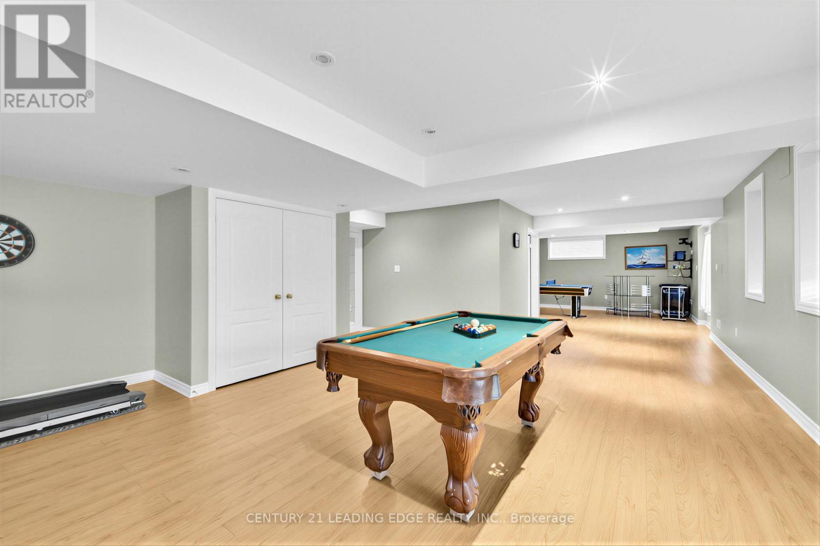 15 UPPER RIDGE COURT - 34