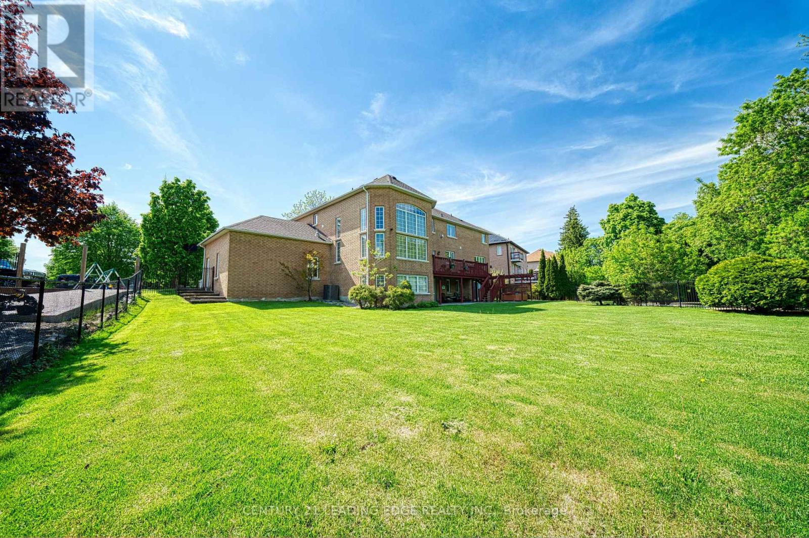 15 UPPER RIDGE COURT - 40