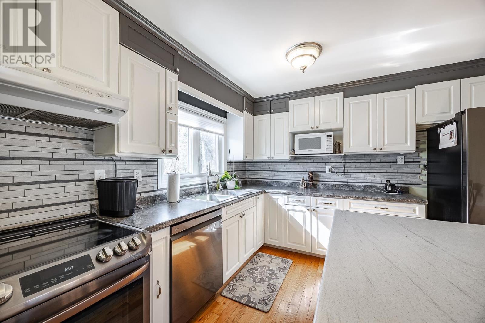 2062 Havilland Shores DR - 11