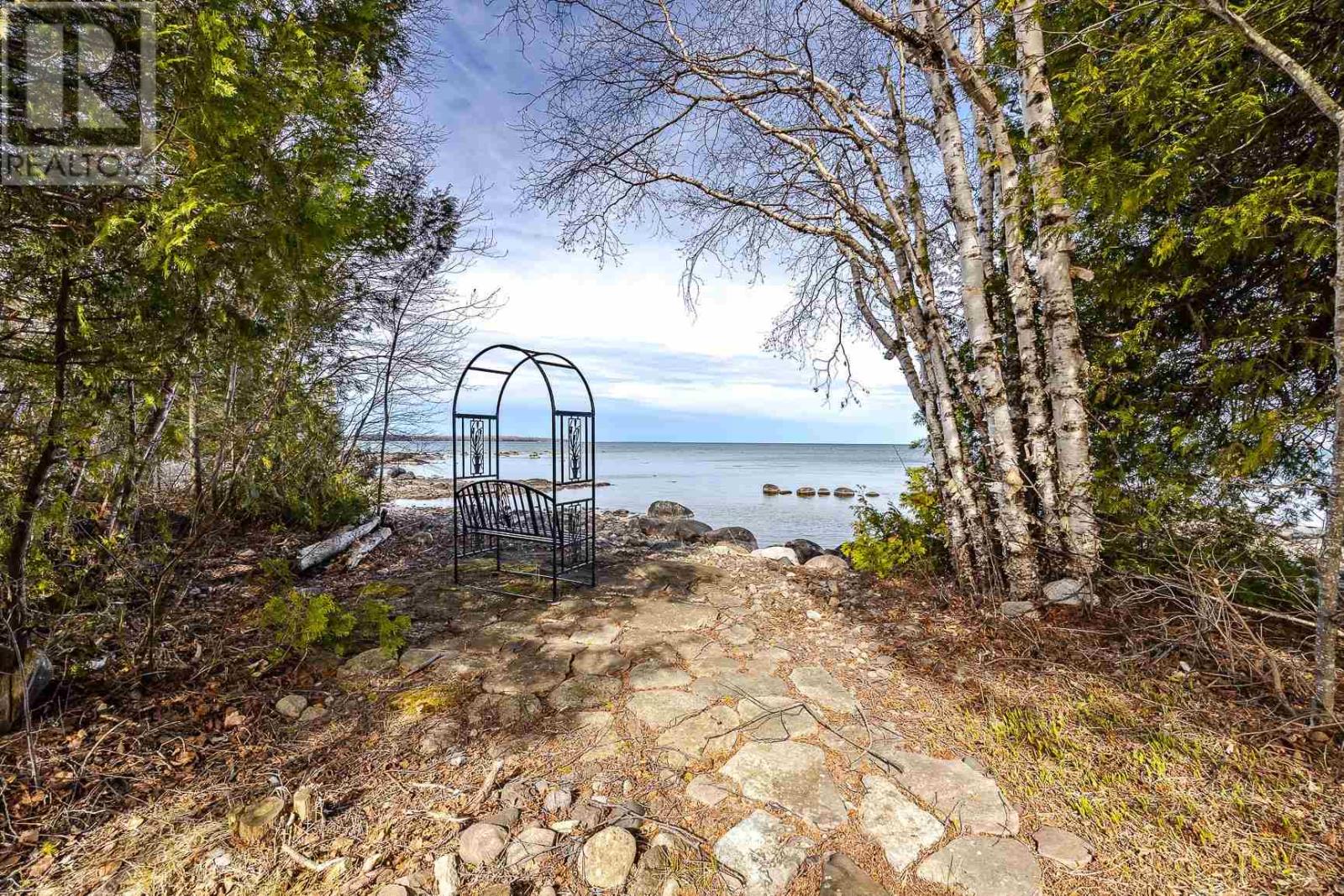 2062 Havilland Shores DR - 4
