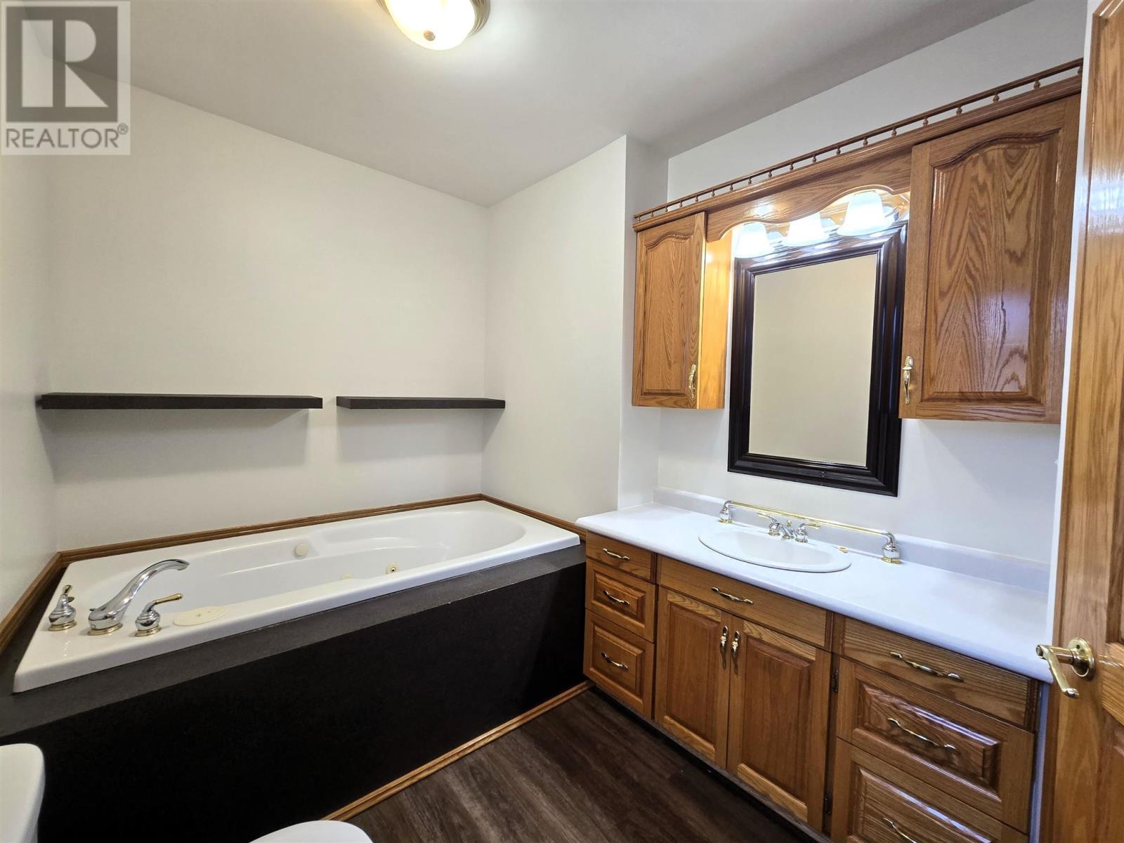 138 Lakeside AVE - 14