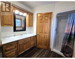 138 Lakeside Ave, Blind River, ON P0R1B0 Photo 15