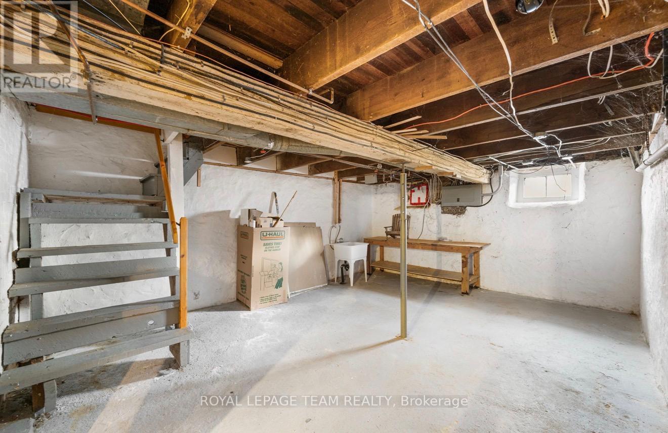 509 MOFFAT STREET, Ottawa. Luxury613. By Peter Sagos - Image 12