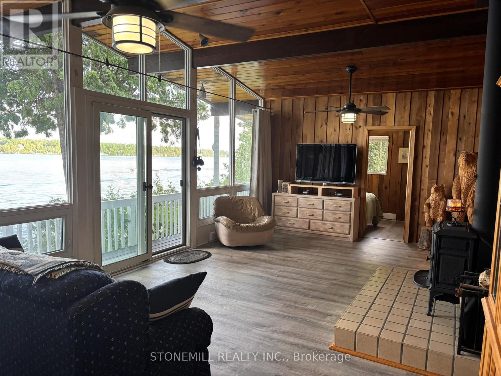 56 GRIFFIN DRIVE - 34