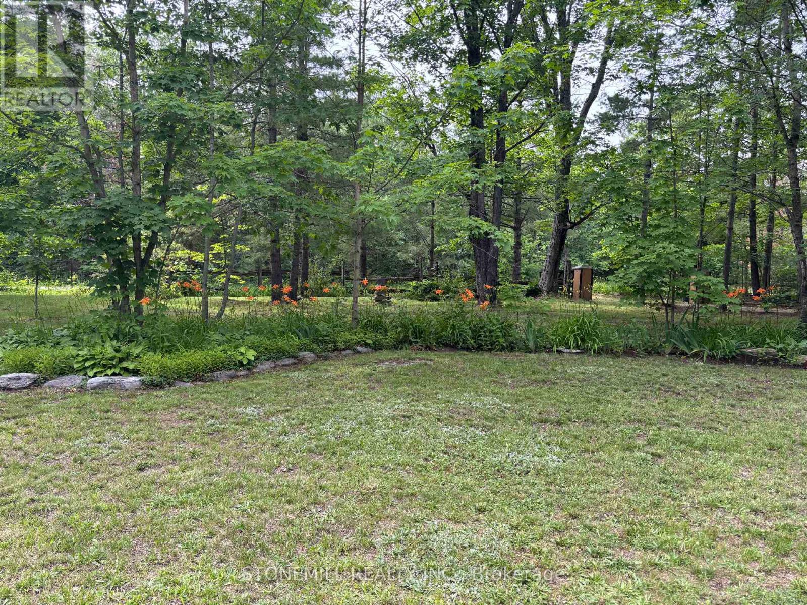 56 GRIFFIN DRIVE - 8