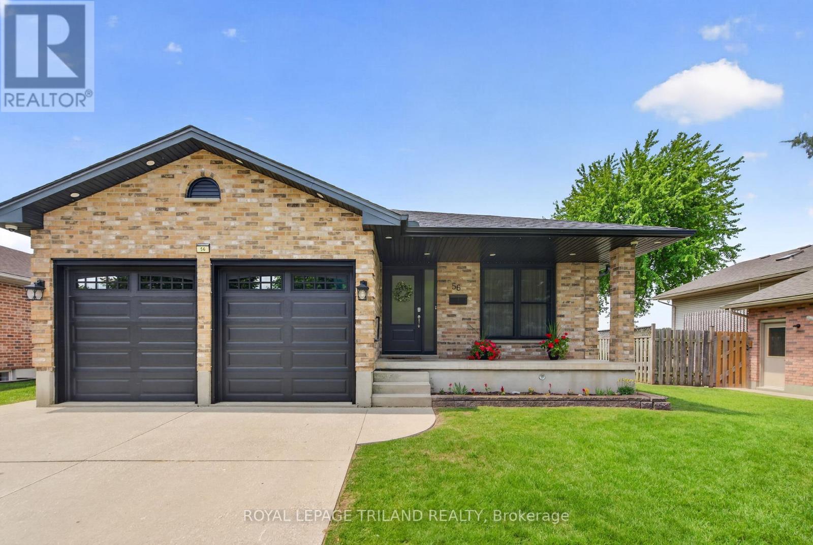 56 PARKVIEW CRESCENT - 1
