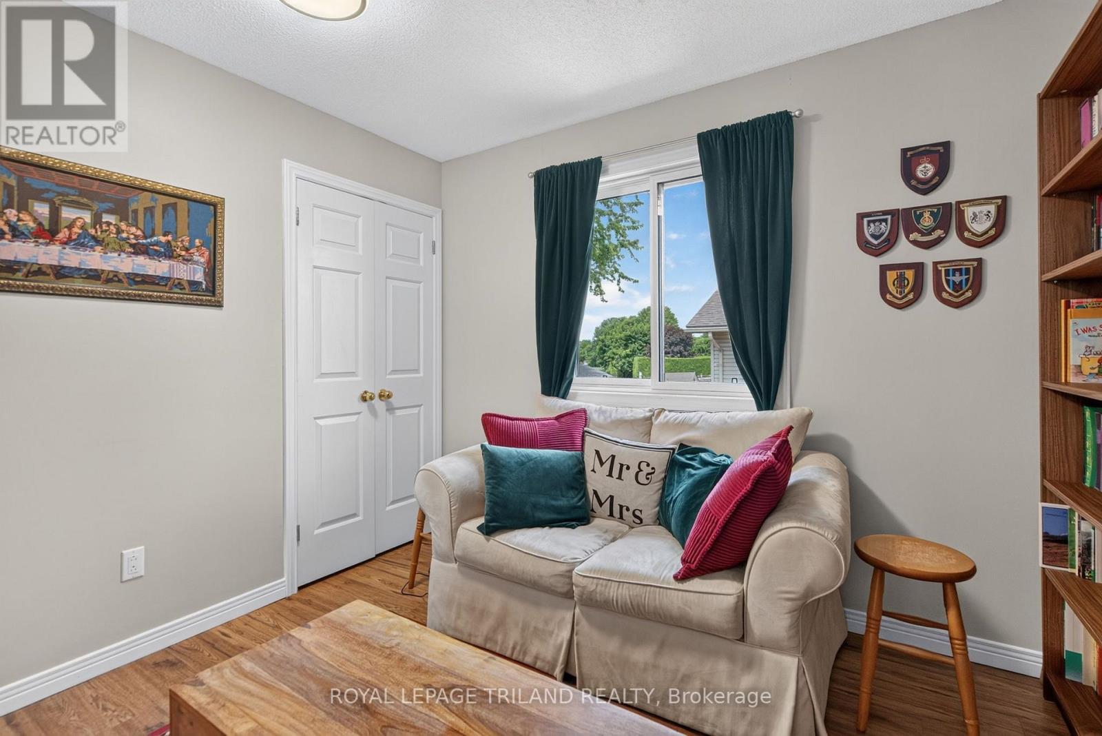 56 PARKVIEW CRESCENT - 19