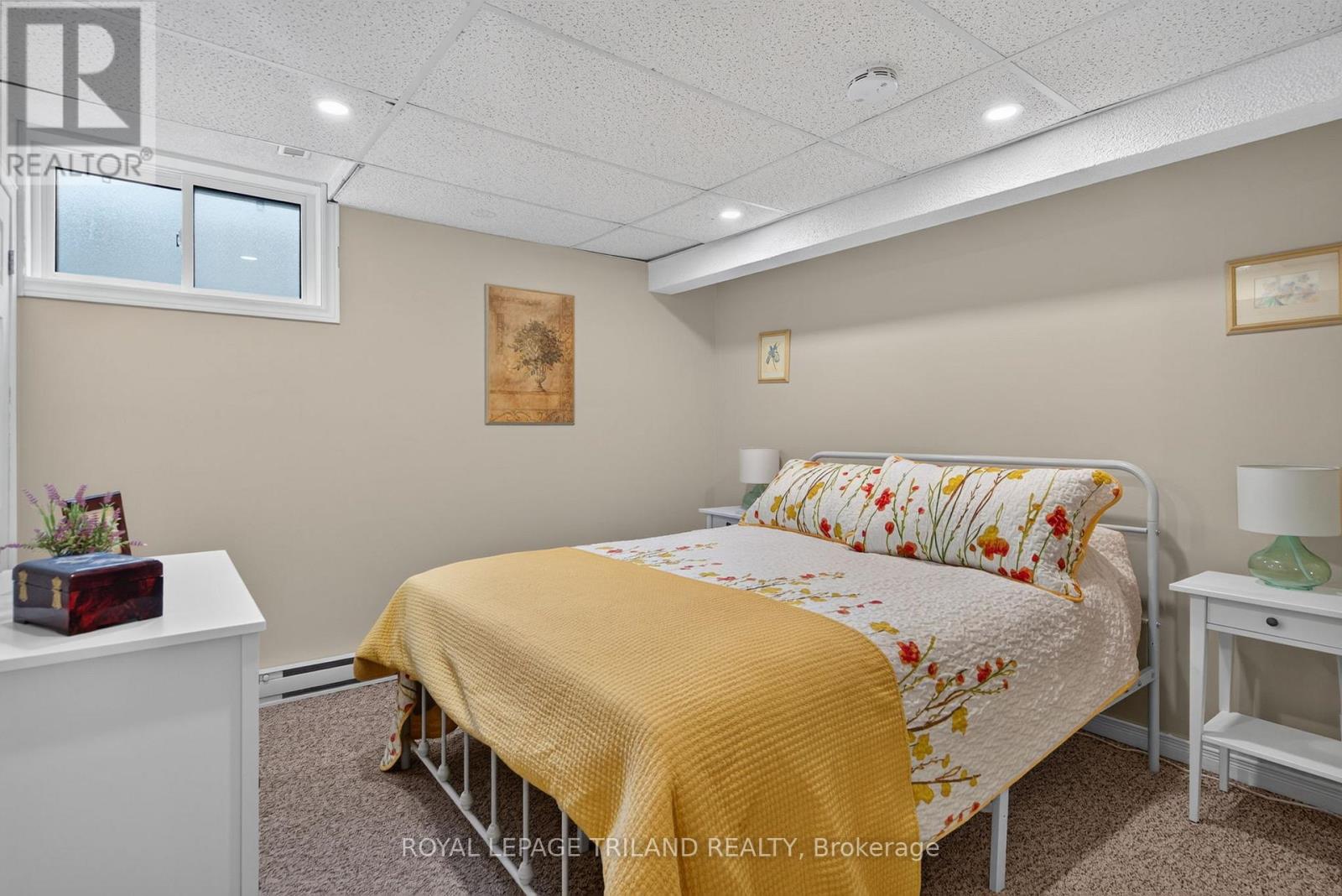 56 PARKVIEW CRESCENT - 30