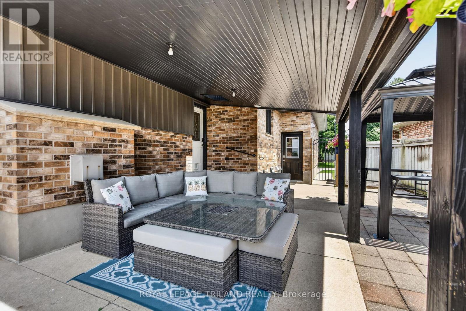 56 PARKVIEW CRESCENT - 41