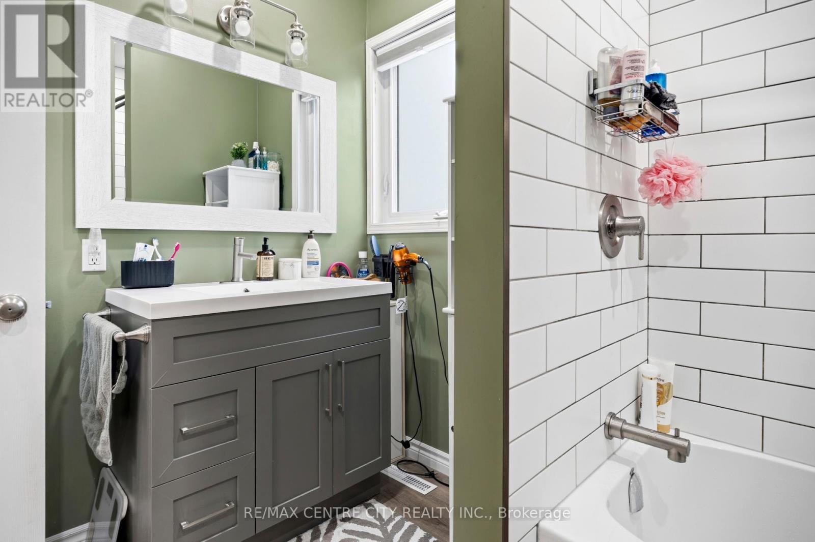 43 ARTHUR AVENUE - 14