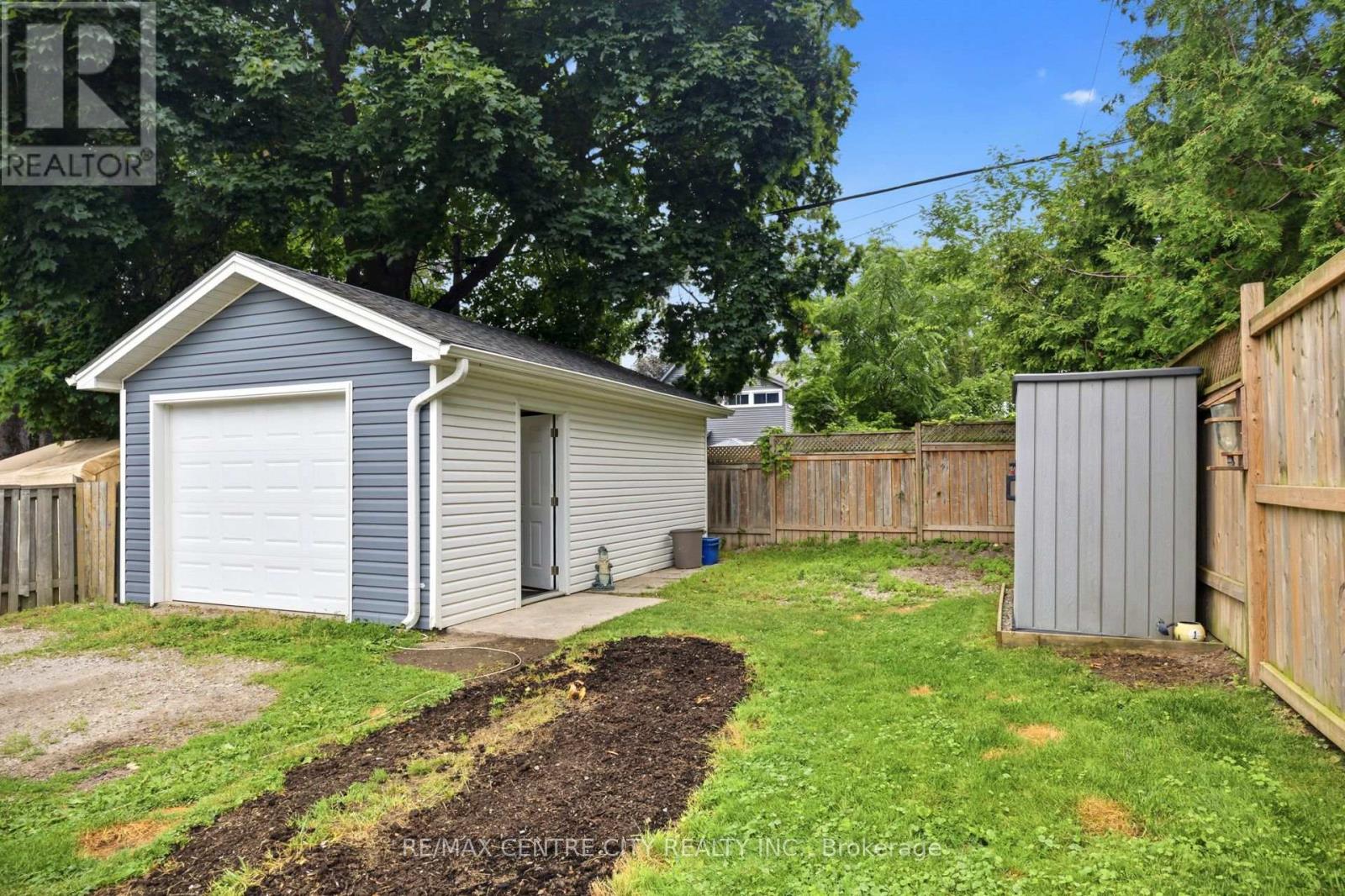 43 ARTHUR AVENUE - 19