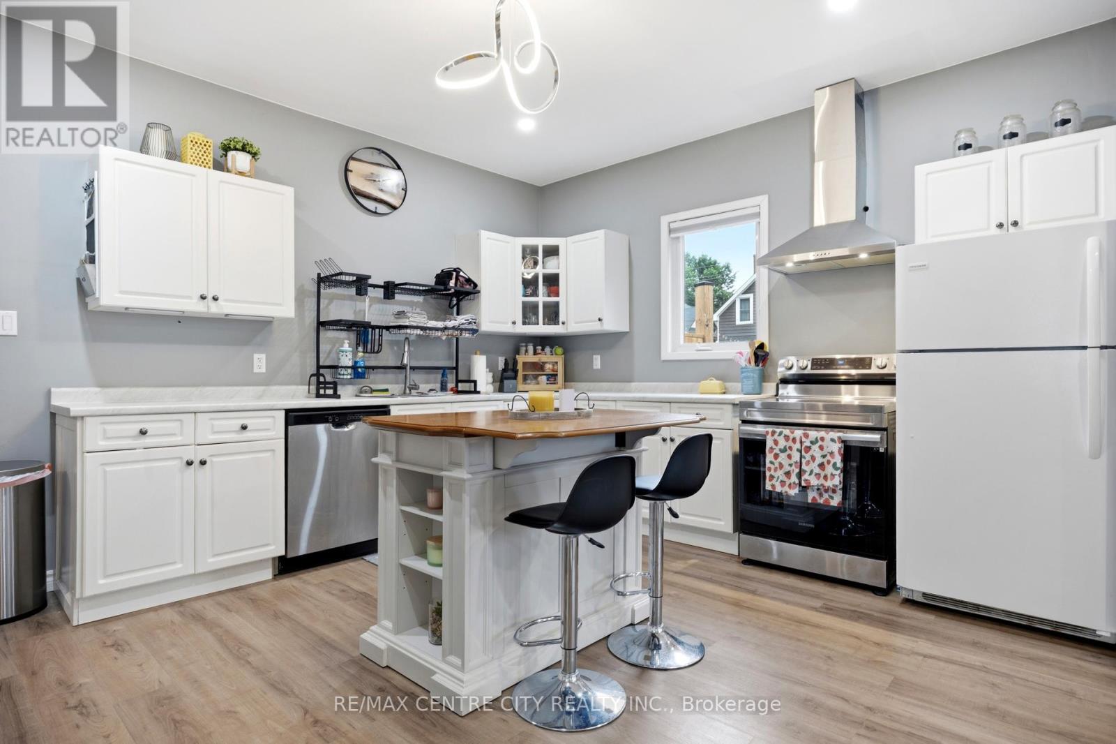 43 ARTHUR AVENUE - 8