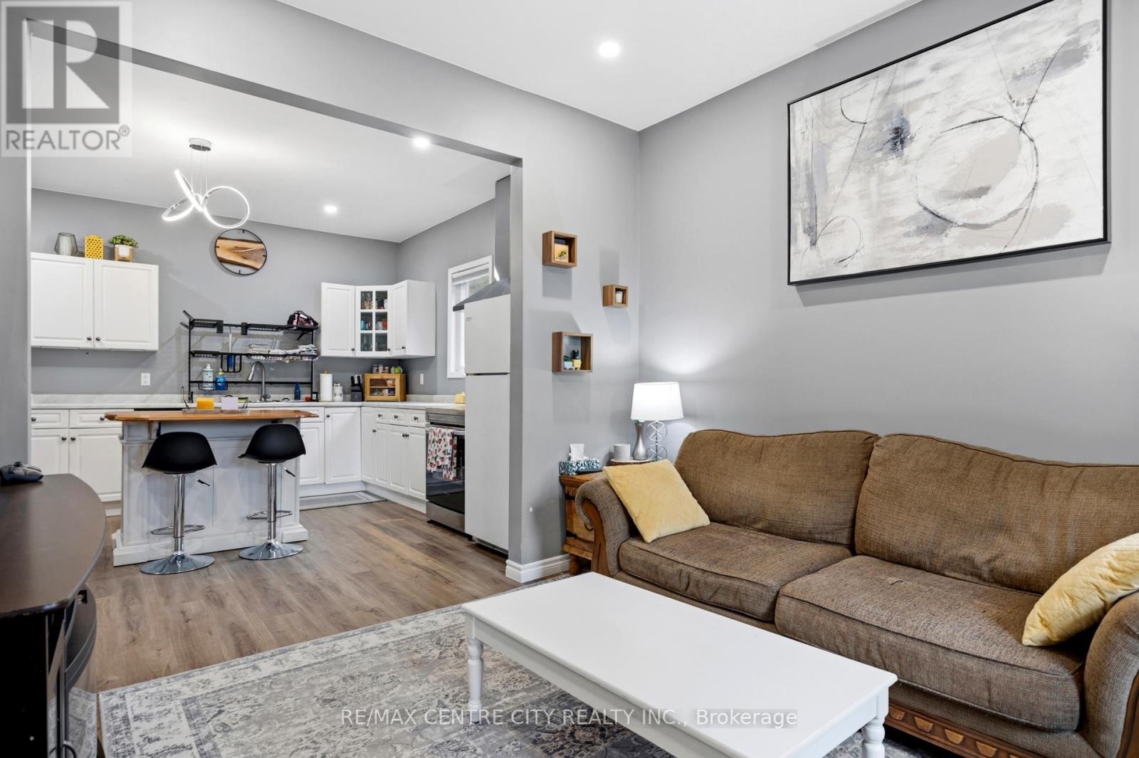 43 ARTHUR AVENUE - 9