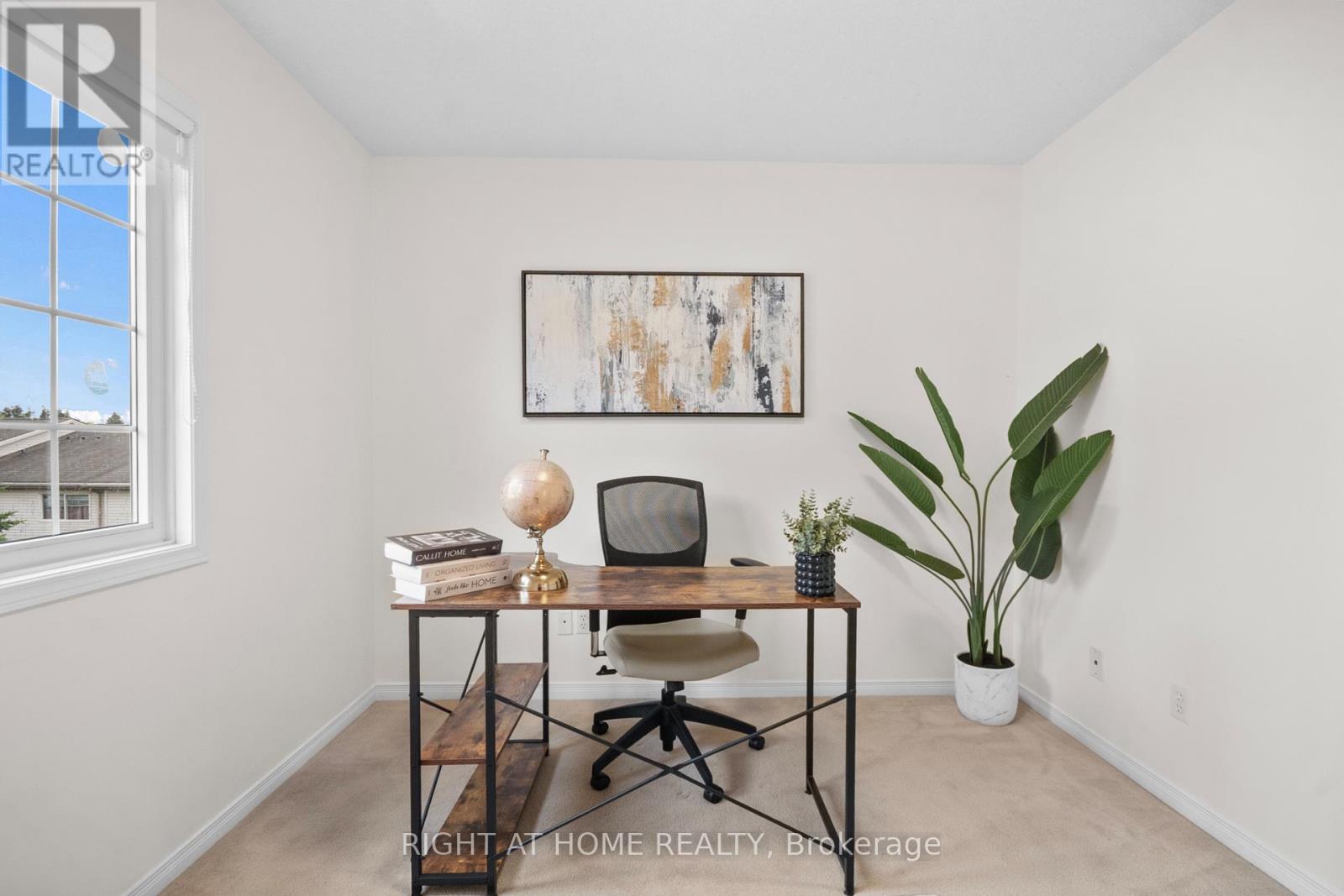 #87 320 AMBLESIDE DRIVE - 22