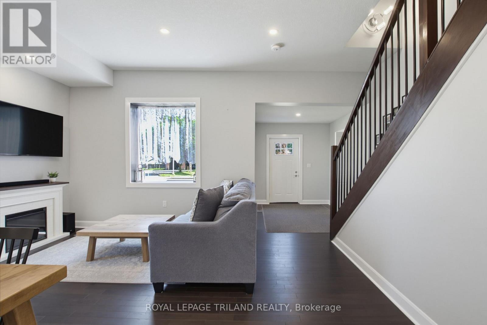 260 GRAHAM STREET - 10