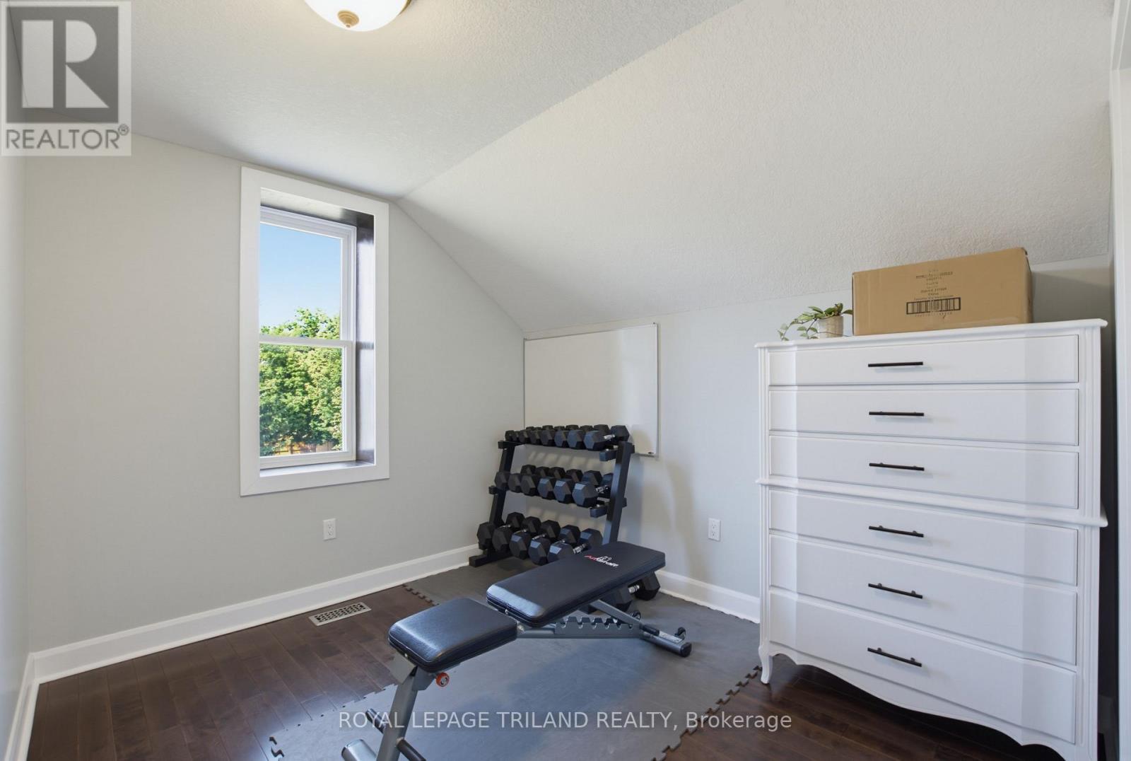 260 GRAHAM STREET - 24