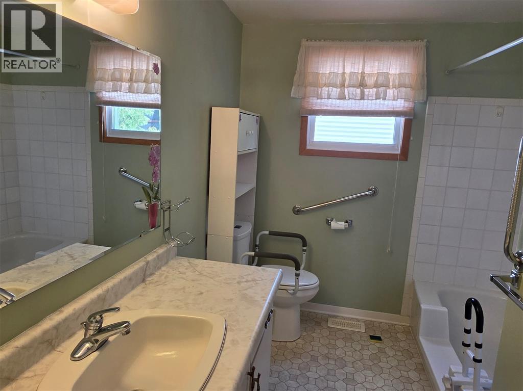 140 Main STREET - 14