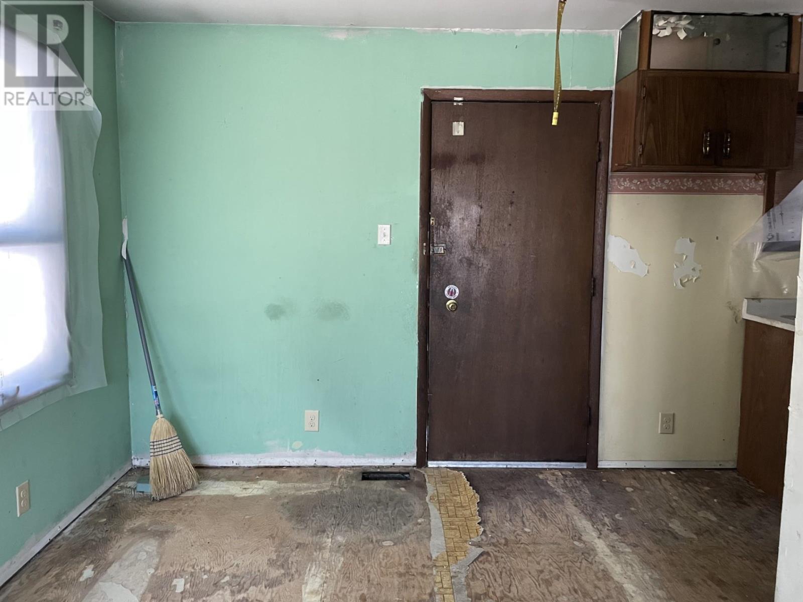 168 North RD - Image 3