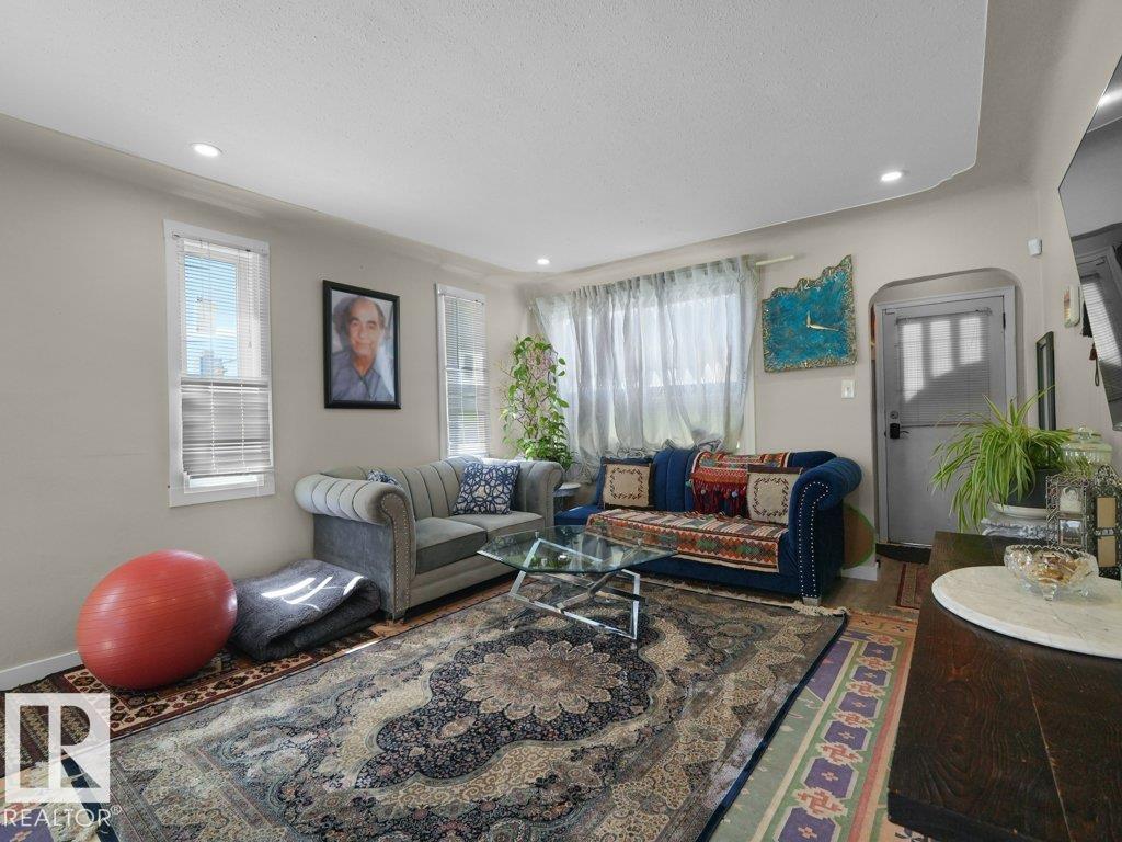 10857 97 ST NW - 5