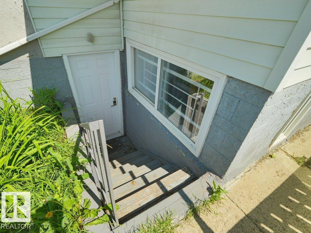 10857 97 ST NW - 20