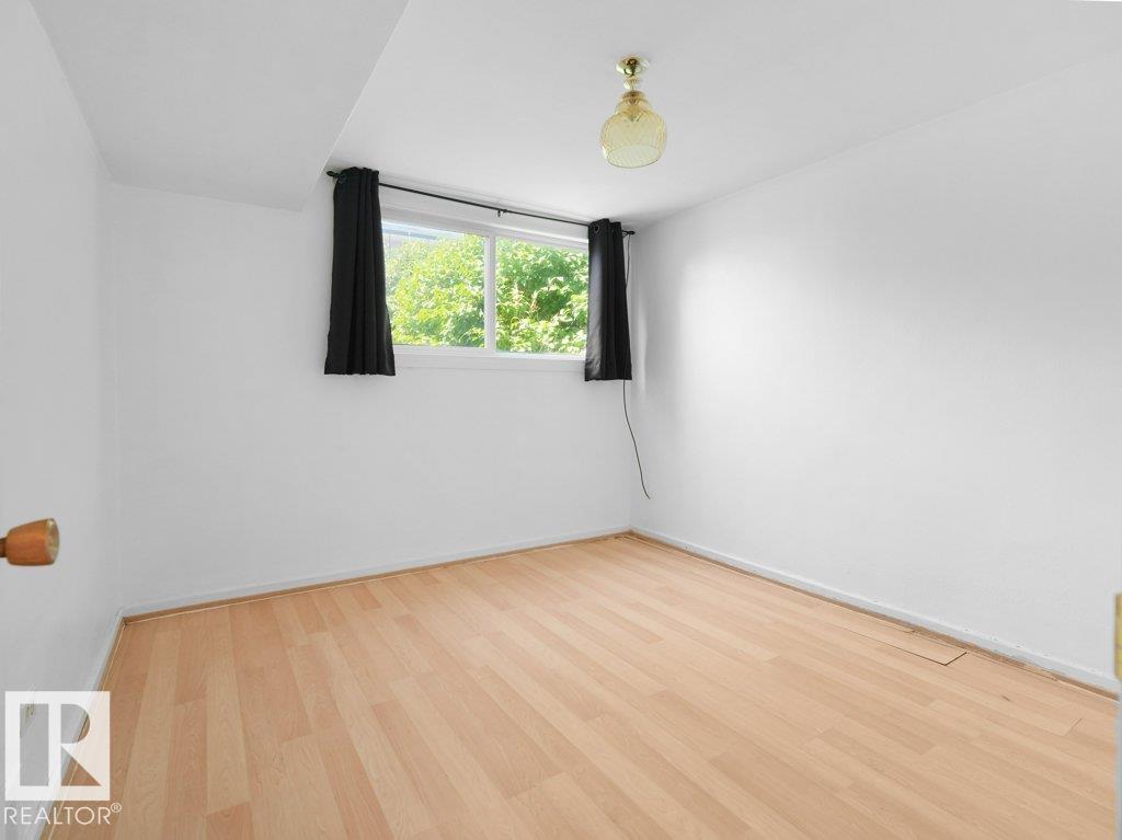 10857 97 ST NW - 31