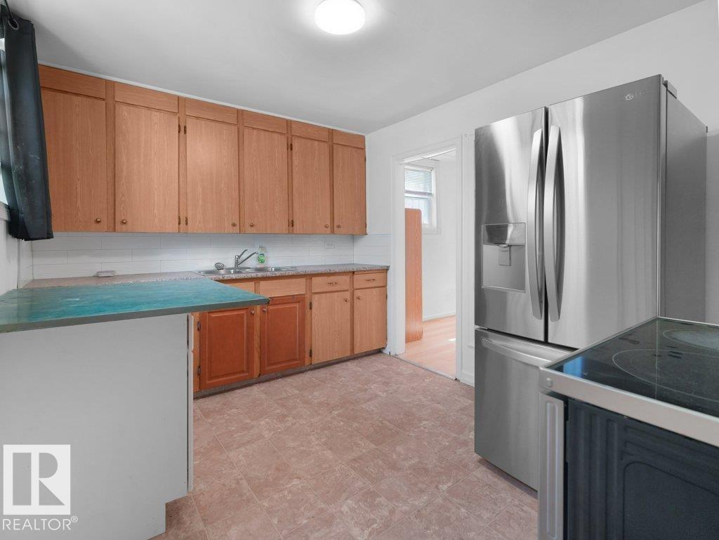 10857 97 ST NW - 26
