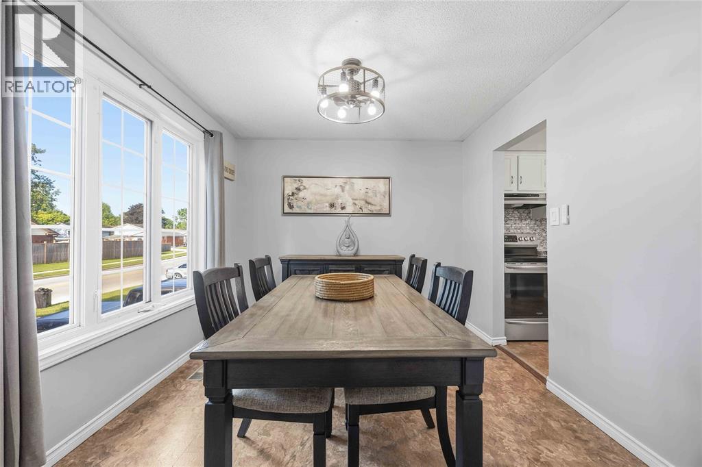 118 FINCH DRIVE - 12