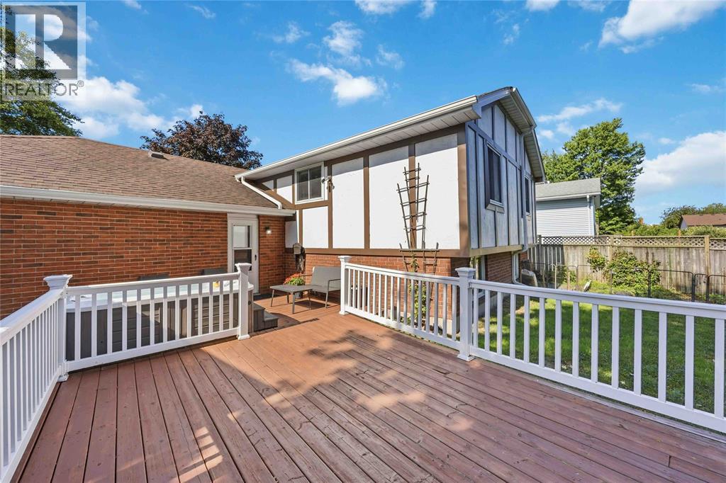 118 FINCH DRIVE - 38