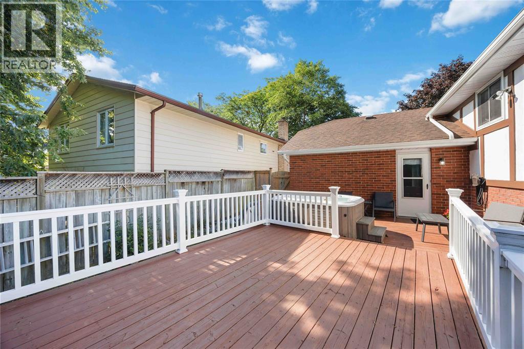 118 FINCH DRIVE - 39
