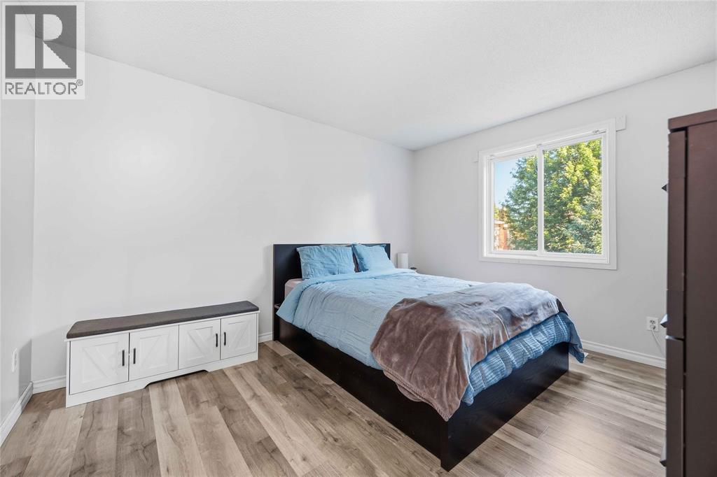 118 FINCH DRIVE - 26