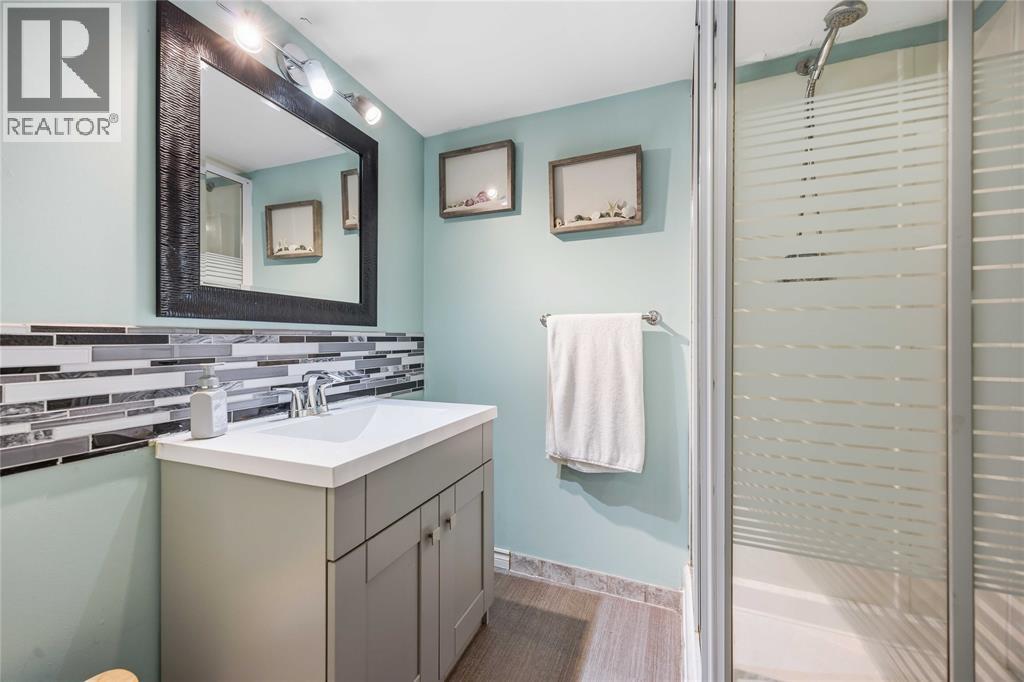 118 FINCH DRIVE - 23