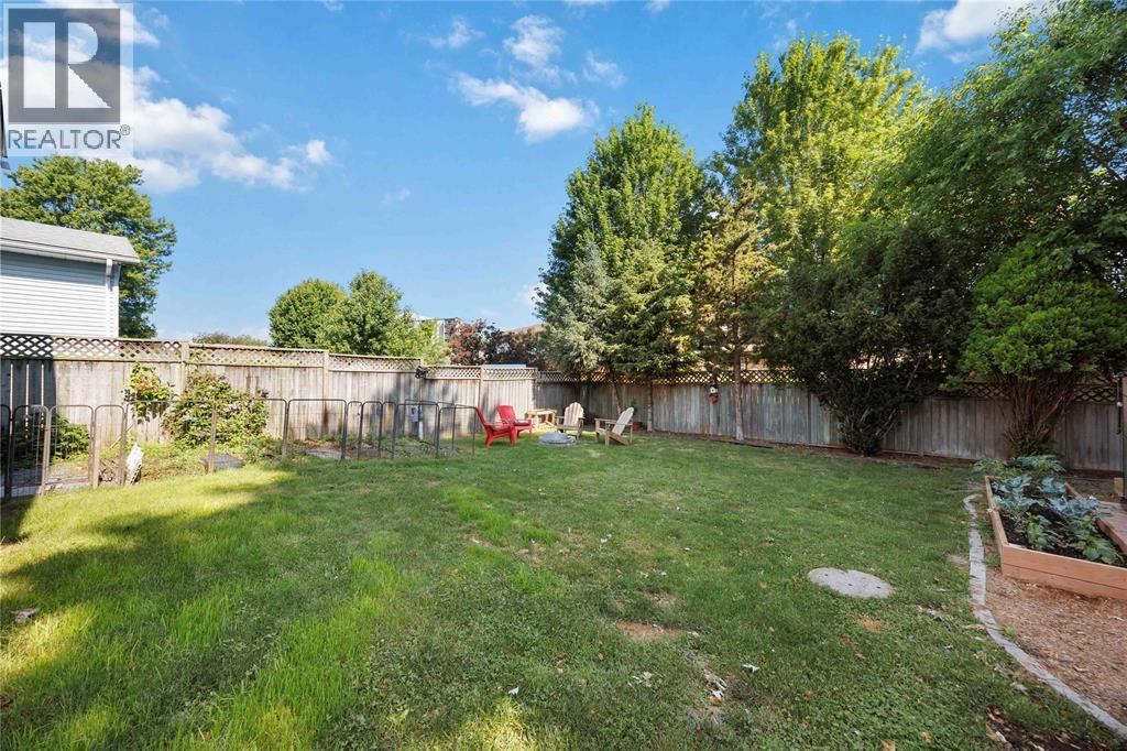 118 FINCH DRIVE - 41