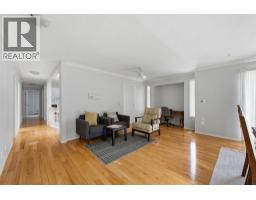 4pc Bathroom - 417 Wigglesworth Crescent, Kelowna, BC V1X7N3 Photo 25