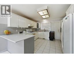 3pc Bathroom - 417 Wigglesworth Crescent, Kelowna, BC V1X7N3 Photo 26