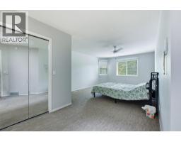 2pc Ensuite bath - 417 Wigglesworth Crescent, Kelowna, BC V1X7N3 Photo 13