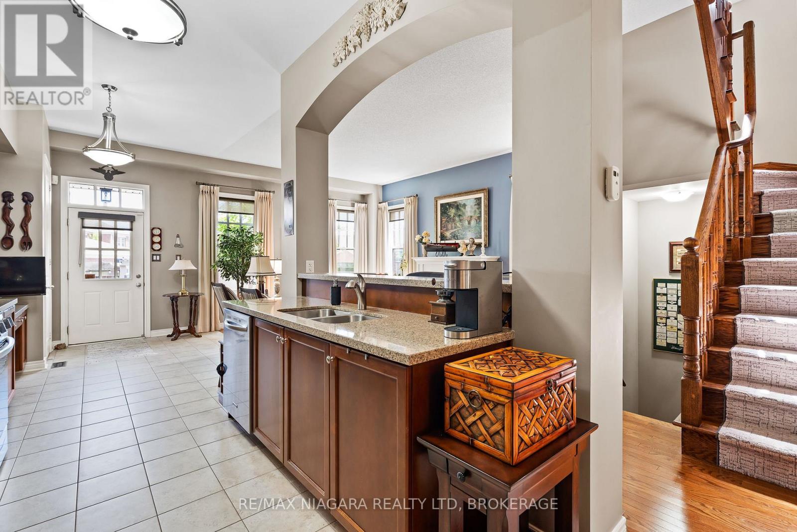 96 GARRISON VILLAGE DRIVE - 8