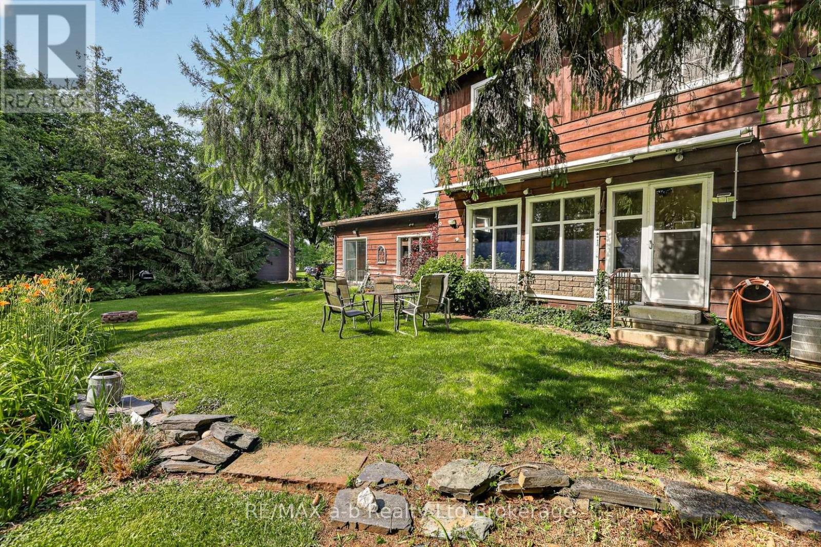 61 PARKWOOD DRIVE - 15