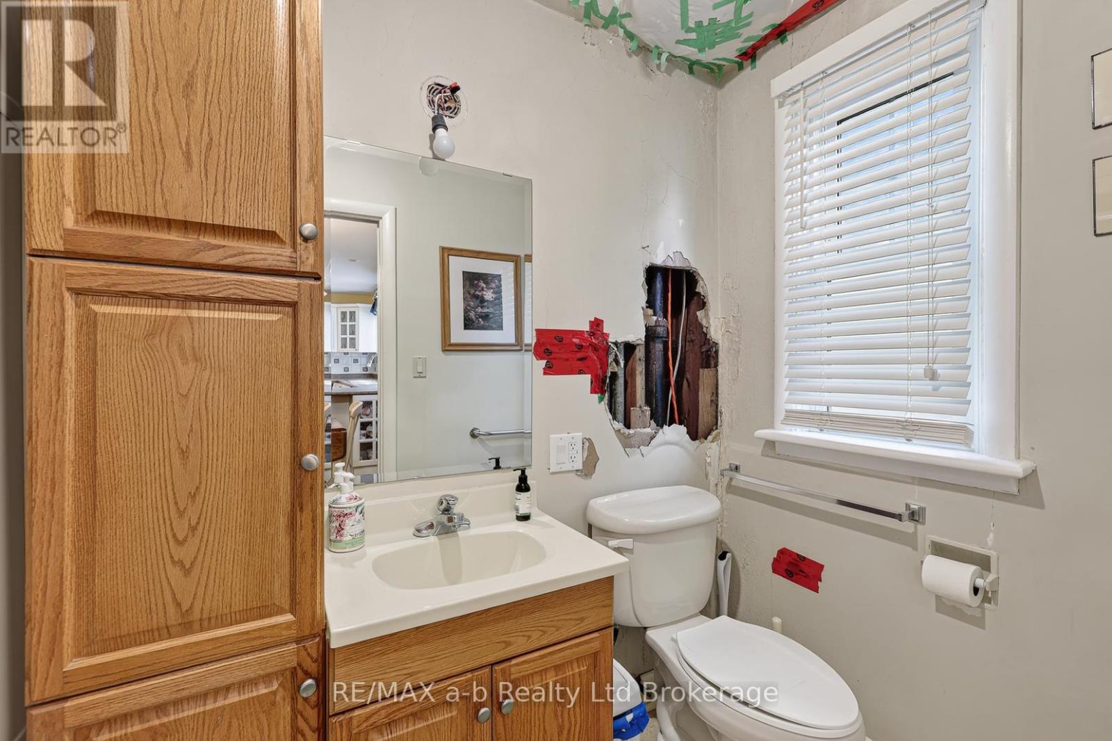 61 PARKWOOD DRIVE - 32